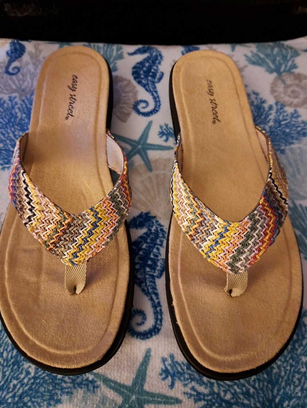 EASY STREET Multicolor WOVEN Wedge SANDALS size 8.5 style STEVIE flip flops